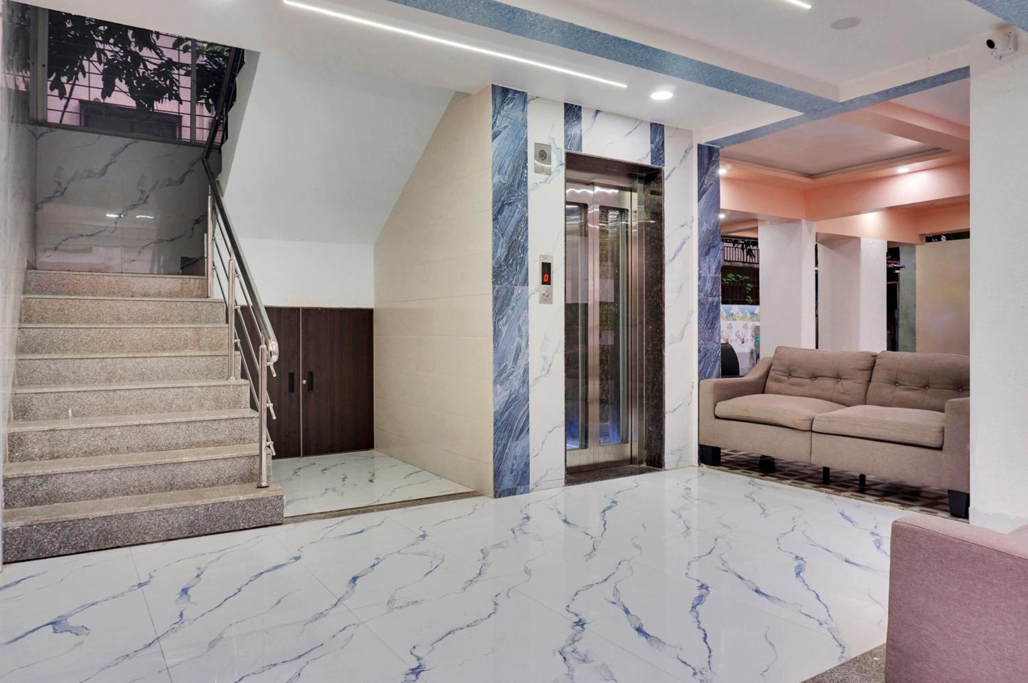 Urban Hometel ปูเน่ ภายนอก รูปภาพ