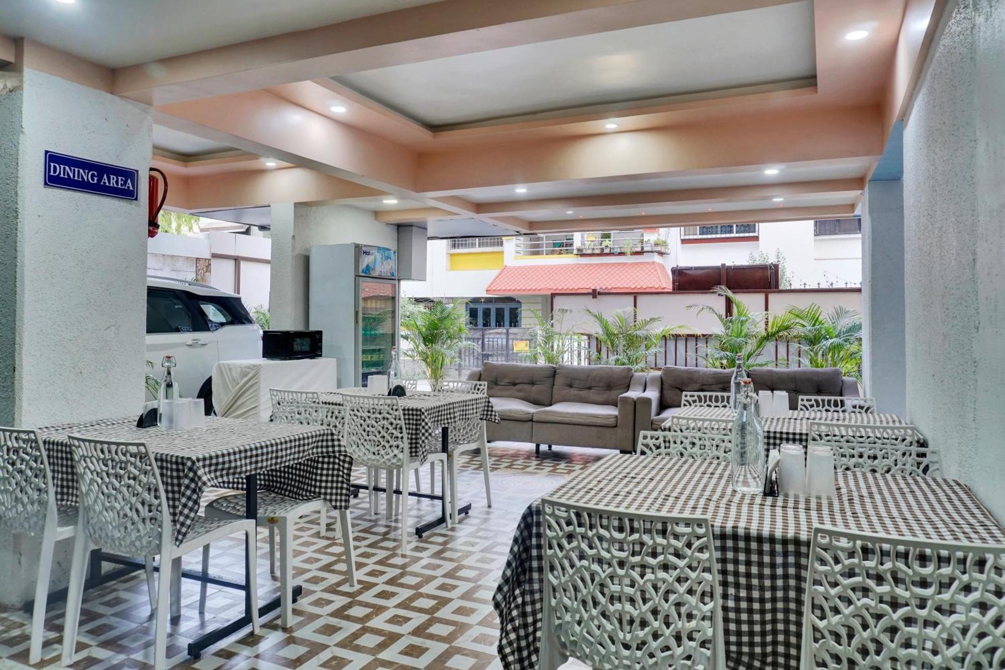 Urban Hometel ปูเน่ ภายนอก รูปภาพ